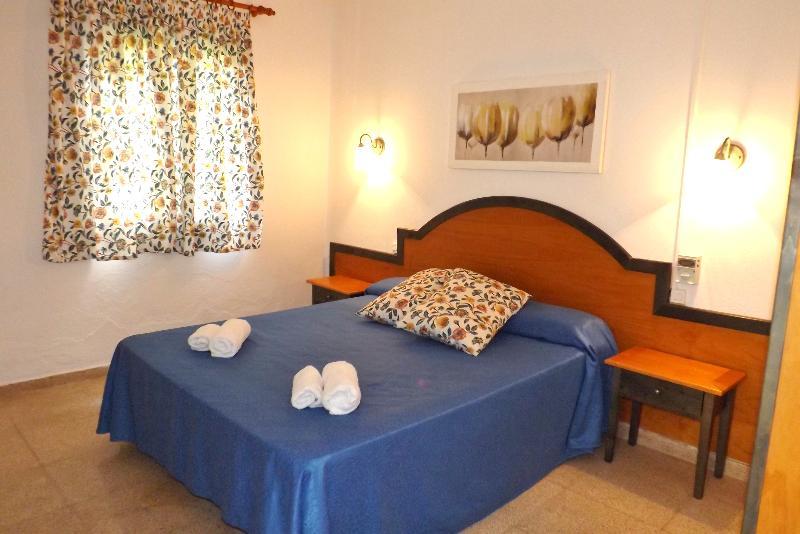 Appartement Nure Cel Blau à Cala'N Bosch  Extérieur photo